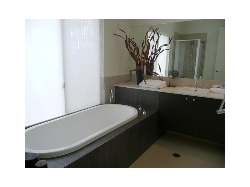10 Hans Street, Upper Coomera QLD 4209