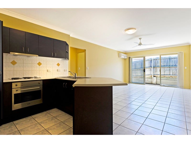 2/15 Kumnick Street, Upper Coomera QLD 4209