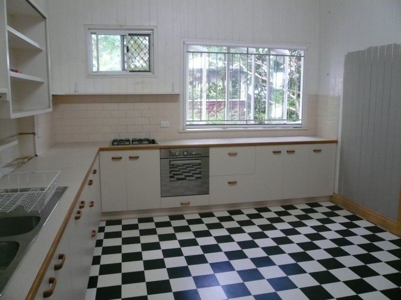 Wavell Heights QLD 4012