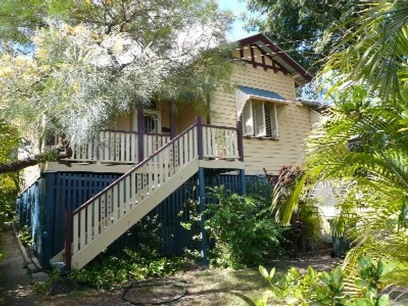 14  New Street, Nundah QLD 4012