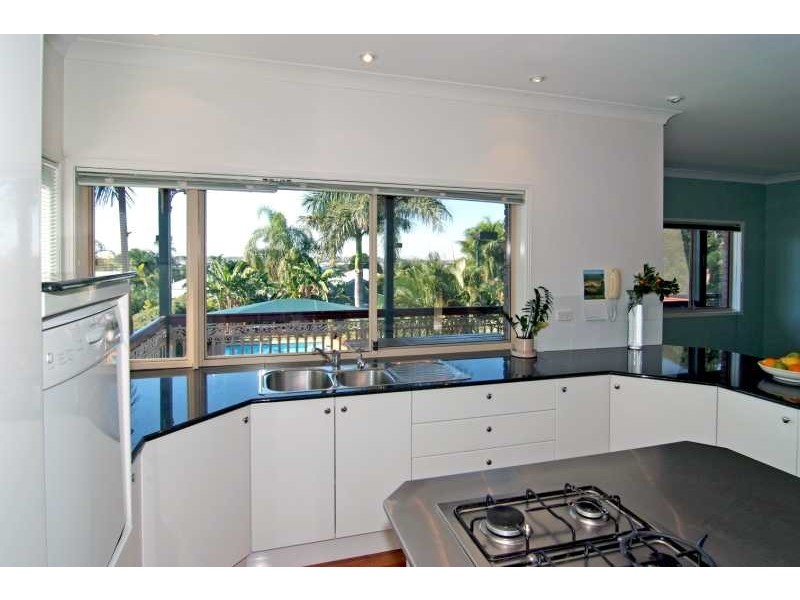 94 Peary Street, Northgate QLD 4013