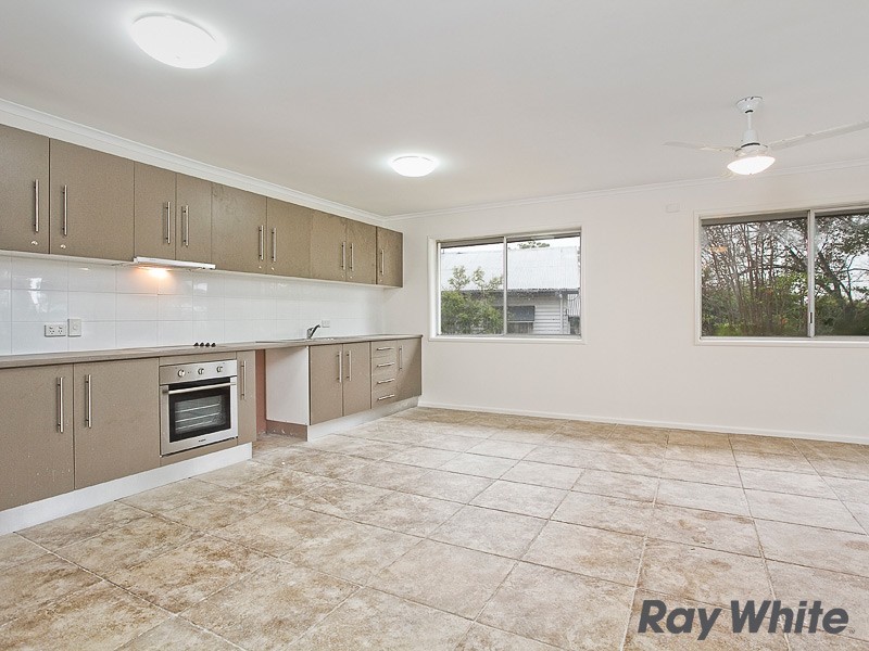 1 & 4/93 Eildon Road, Windsor QLD 4030