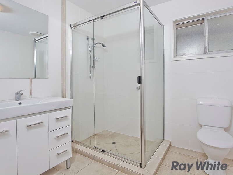 1 & 4/93 Eildon Road, Windsor QLD 4030