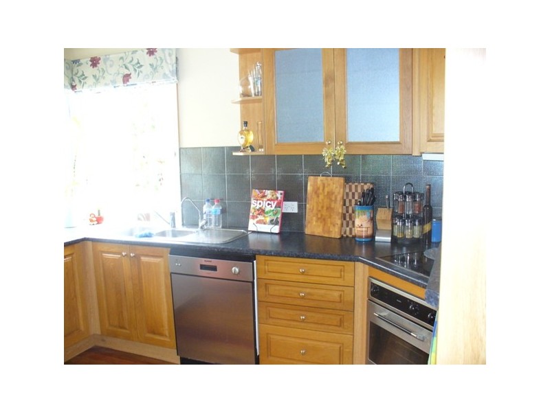 9 Ross Street, Northgate QLD 4013