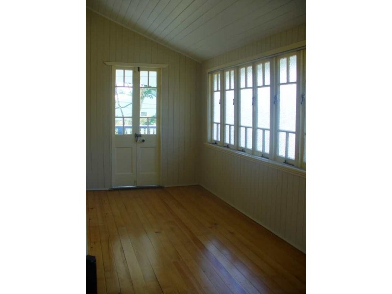 75 Flower Street, Northgate QLD 4013