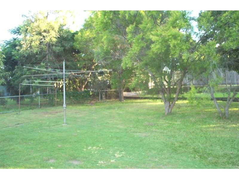 75 Flower Street, Northgate QLD 4013