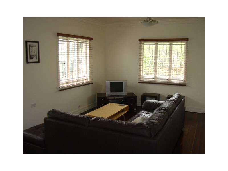 5 Pedley Street, Wavell Heights QLD 4012