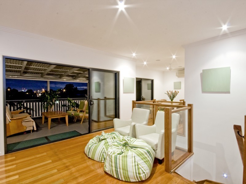 28 Highlands Street, Wavell Heights QLD 4012