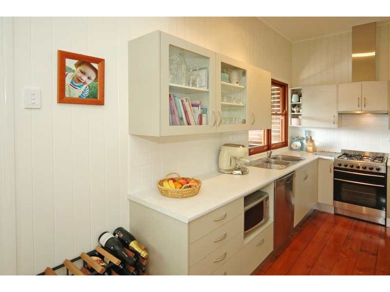 14 Somerset Street, Windsor QLD 4030
