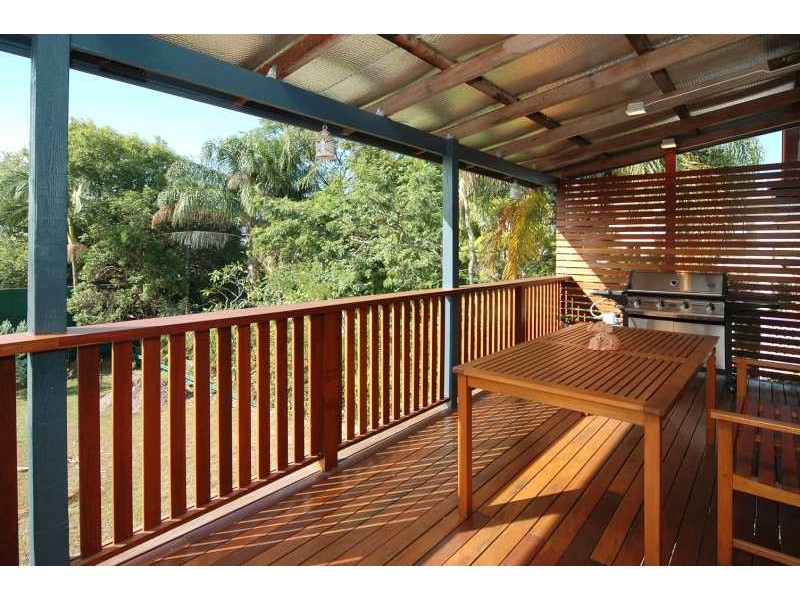 14 Somerset Street, Windsor QLD 4030