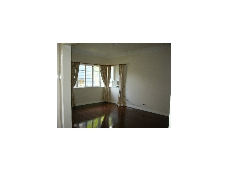 27 Beeby Street, Wavell Heights QLD 4012