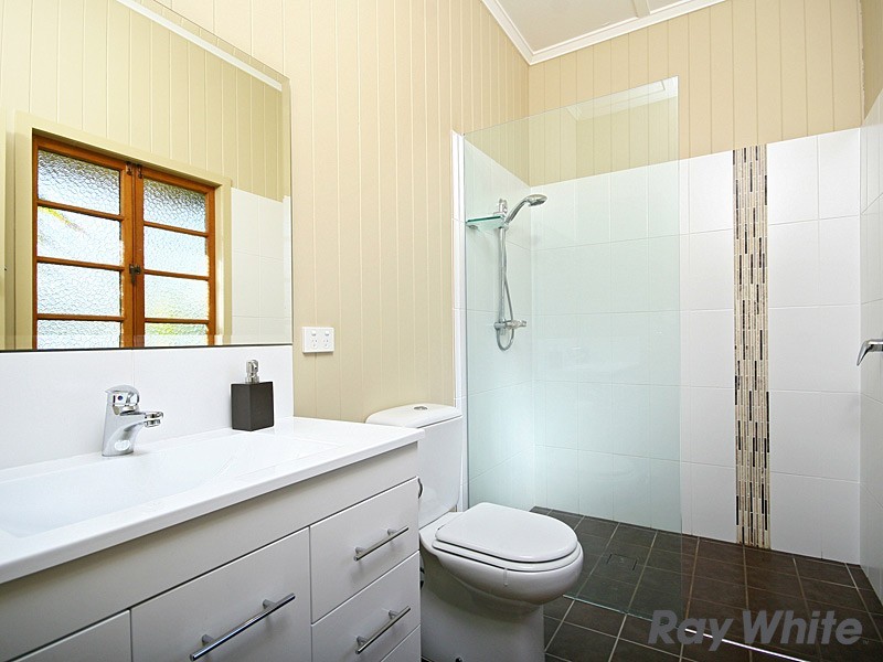 Wavell Heights QLD 4012