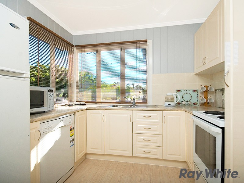 11 Bradwell Street, Zillmere QLD 4034