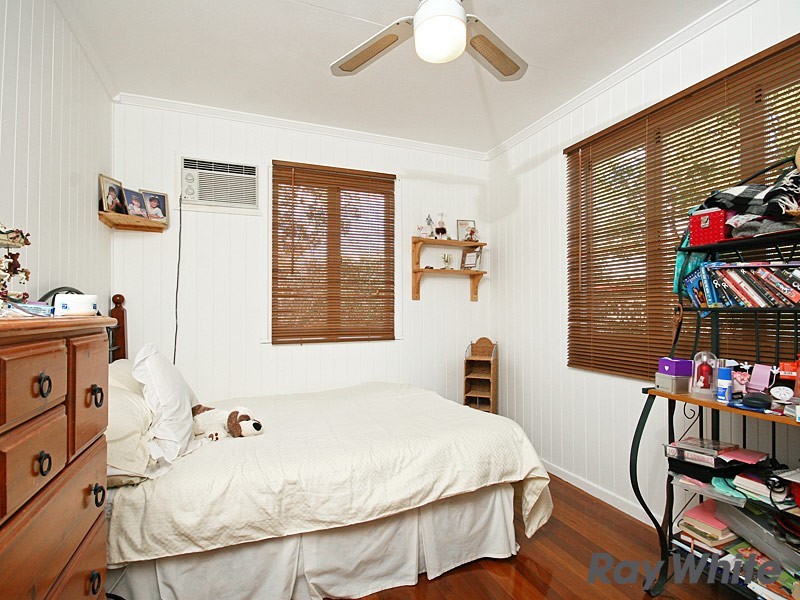 11 Bradwell Street, Zillmere QLD 4034