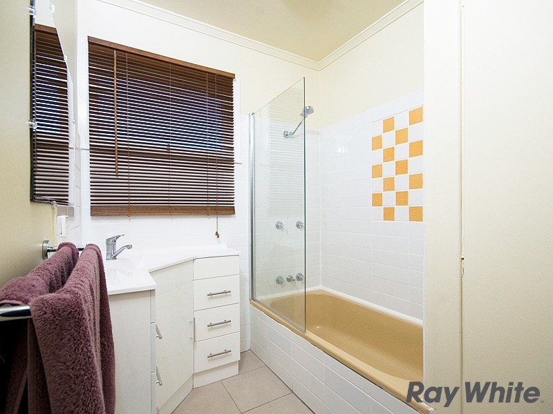 11 Bradwell Street, Zillmere QLD 4034