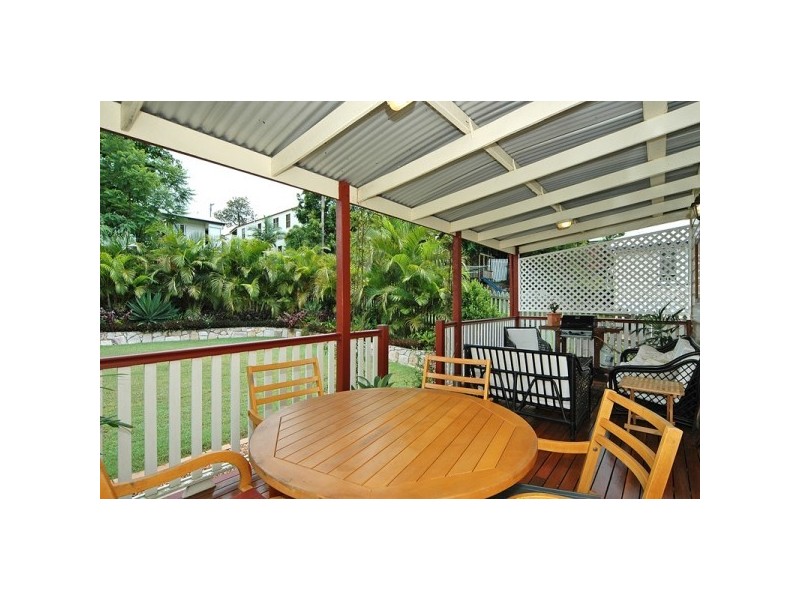 10 Beatson Terrace, Alderley QLD 4051