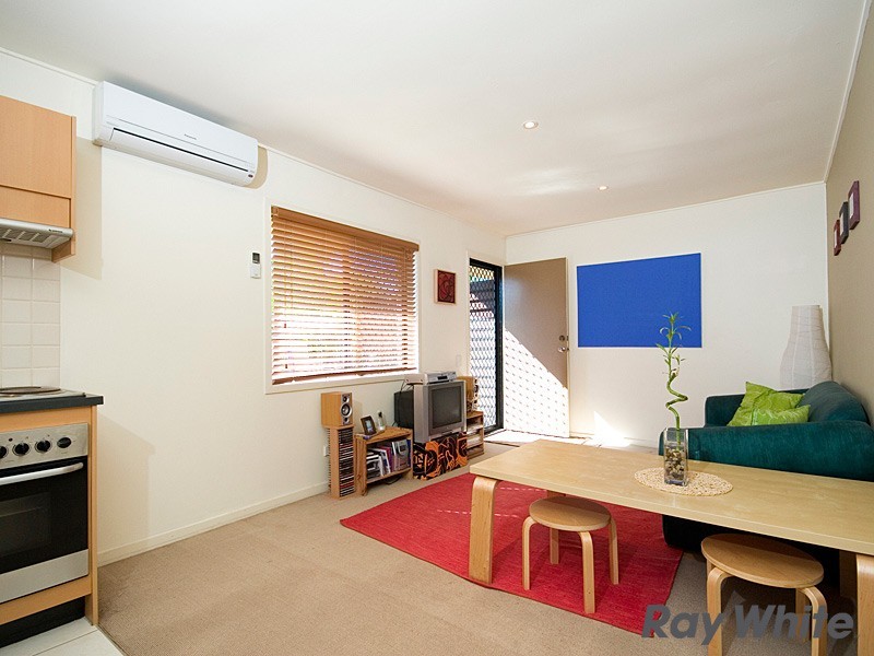 4/ 14 Surrey Street, Nundah QLD 4012