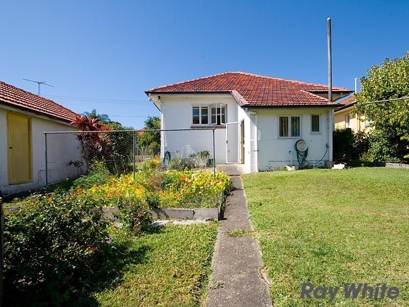 Wavell Heights QLD 4012