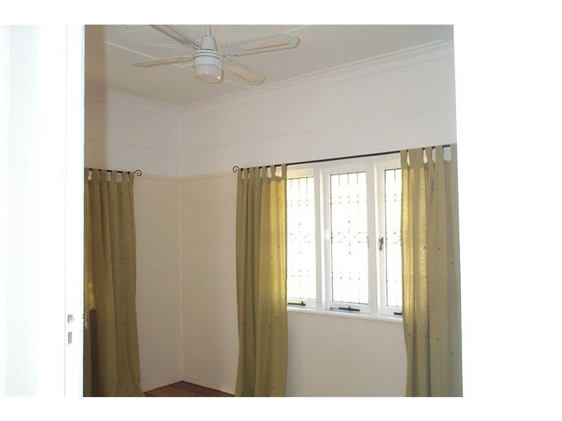 12 Mermaid Street, Chermside QLD 4032