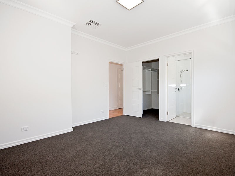 6 Oxenham Street, Nundah QLD 4012