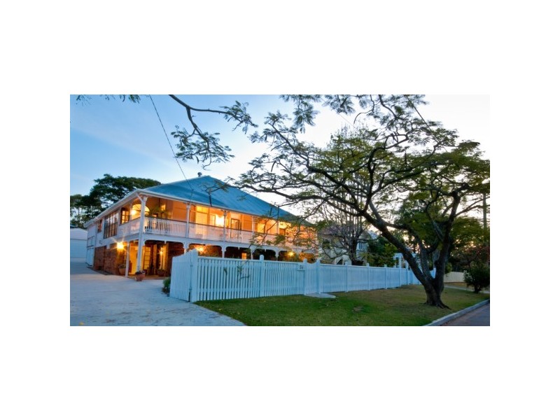 54 Sydney Street, Clayfield QLD 4011