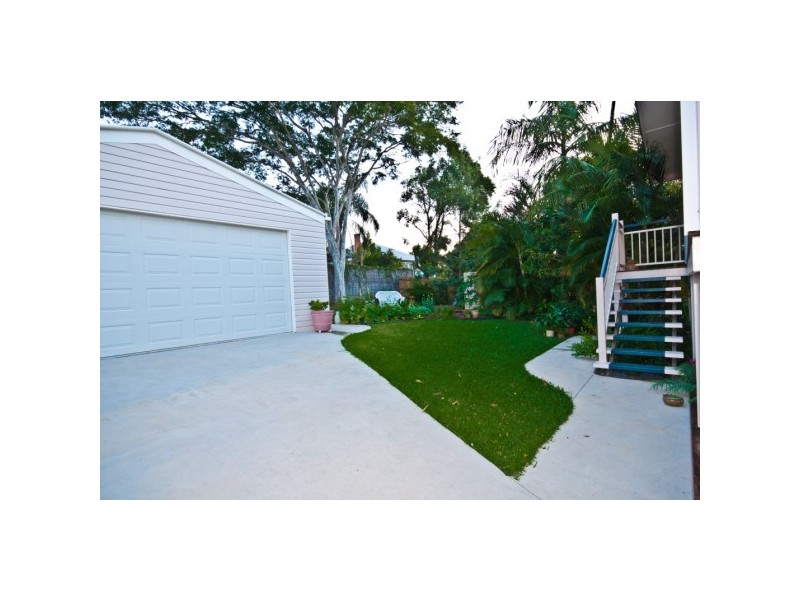 54 Sydney Street, Clayfield QLD 4011