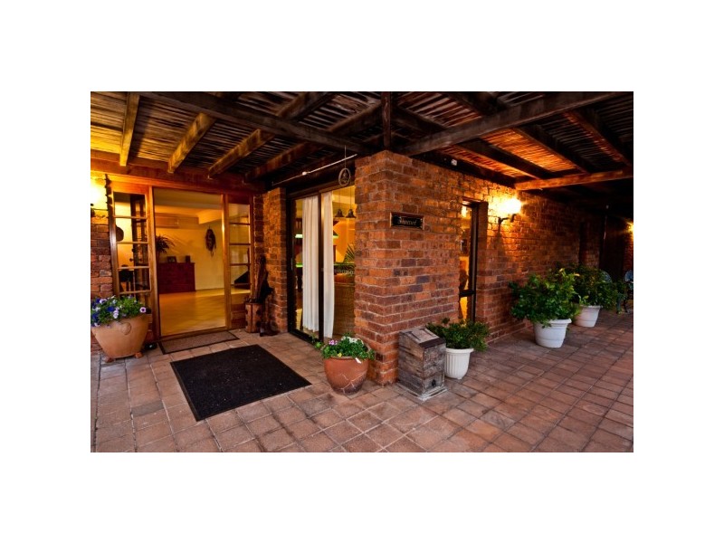 54 Sydney Street, Clayfield QLD 4011