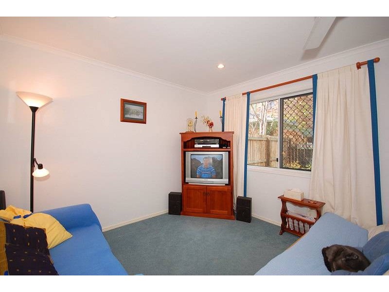 2/62 Eton Street, Nundah QLD 4012