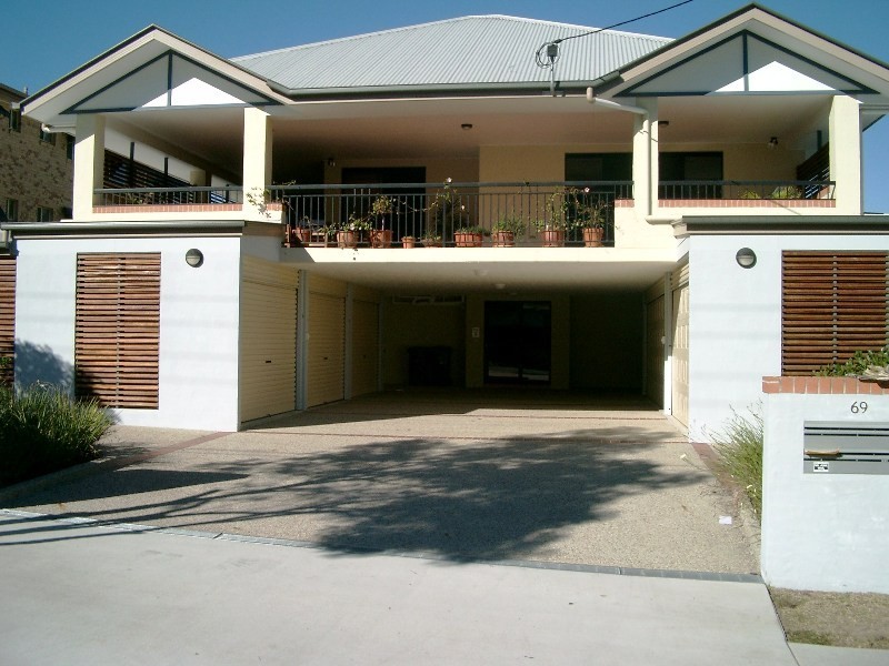 2/69 Fifth Avenue, Wilston QLD 4051