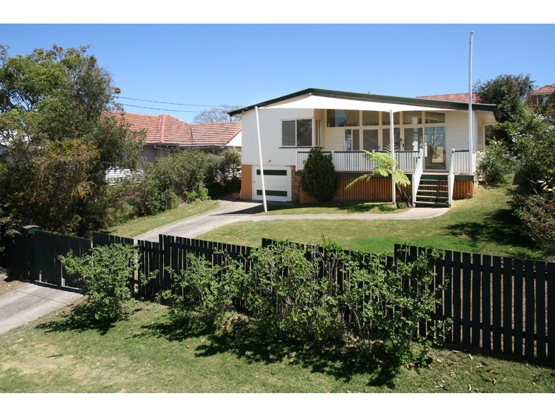 25 Hubbard Street, Wavell Heights QLD 4012