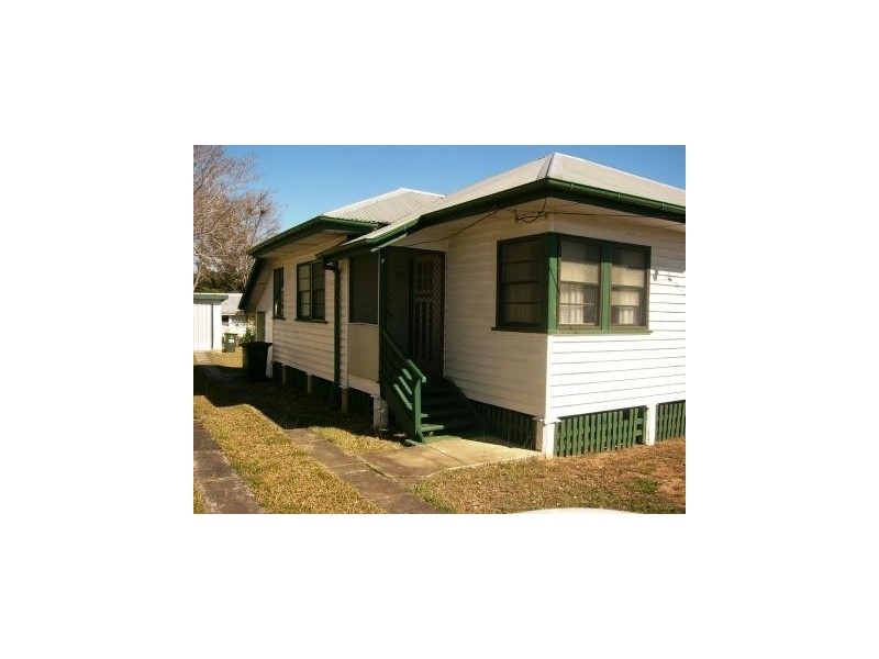 302 Hamilton Road, Chermside QLD 4032