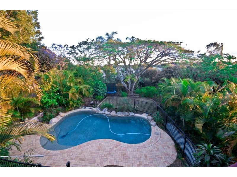 10 Jeffcott Street, Wavell Heights QLD 4012