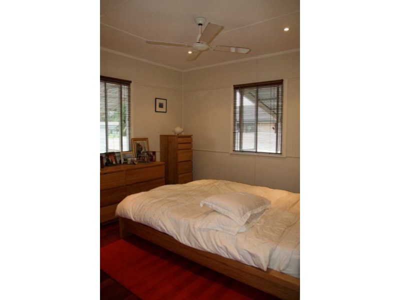 84 Oates Parade, Northgate QLD 4013