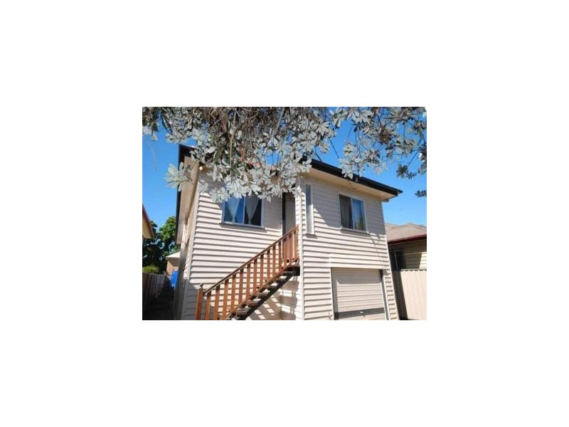 24 Railway Street, Nudgee QLD 4014