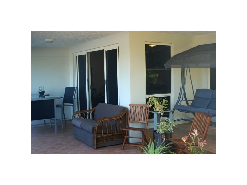 Level 1 55 Landsborough Ave, Scarborough QLD 4020