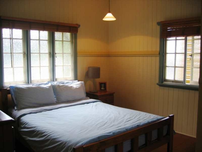 75 Lanham Avenue, Grange QLD 4051