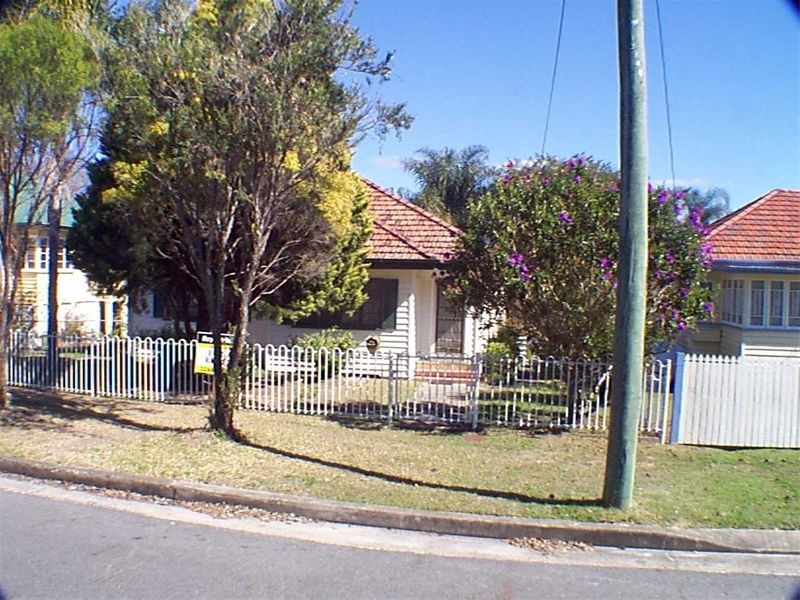 10 Harrow Street, Nundah QLD 4012