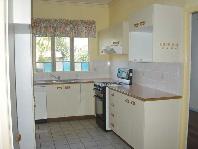 28 Oates Parade, Northgate QLD 4013