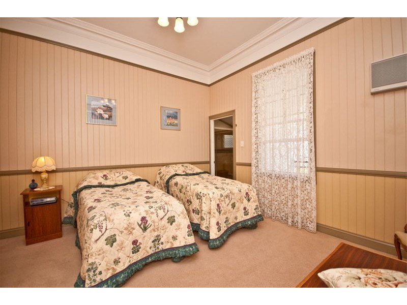 15 Sydney Street, Clayfield QLD 4011