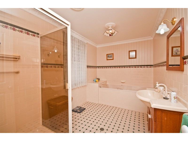 15 Sydney Street, Clayfield QLD 4011