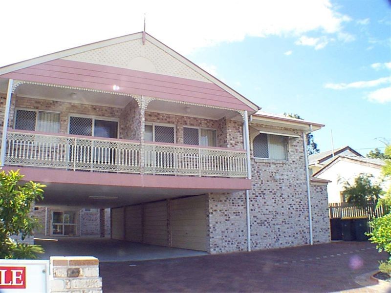 8/10 Surrey Street, Nundah QLD 4012