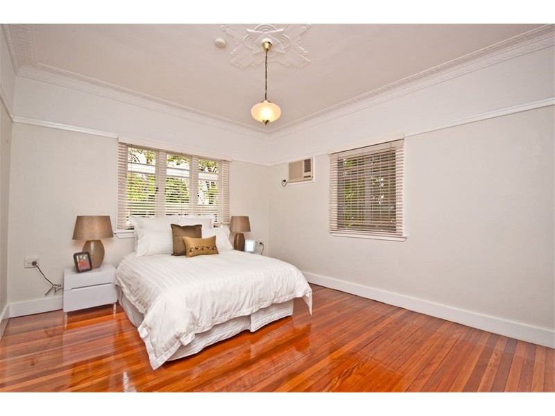 31 Sydney Street, Clayfield QLD 4011