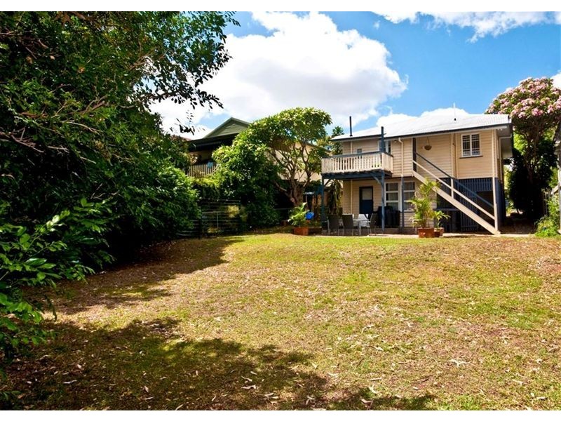 31 Sydney Street, Clayfield QLD 4011