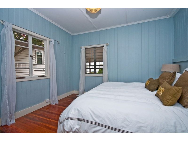 31 Sydney Street, Clayfield QLD 4011