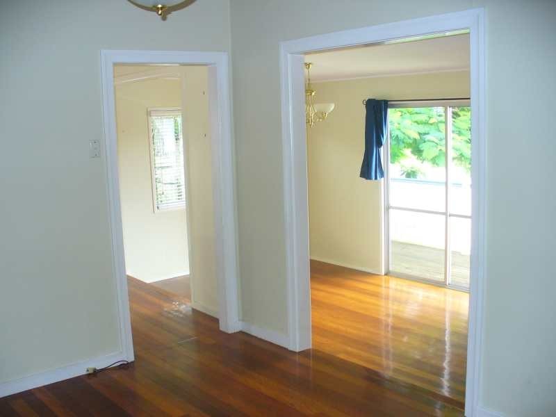 223 Earnshaw Road, Northgate QLD 4013