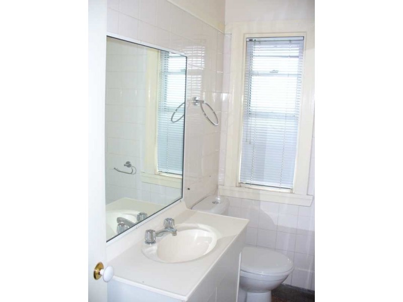 223 Earnshaw Road, Northgate QLD 4013