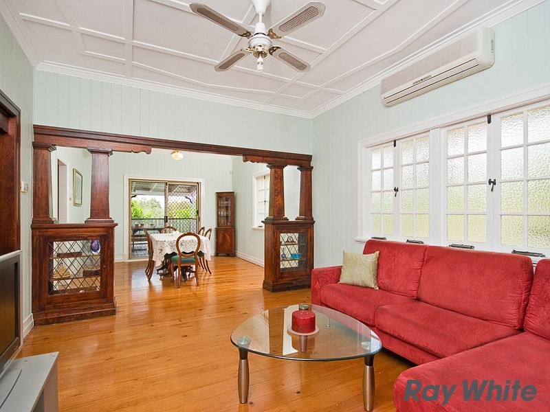 72 Pine Mountain Road, North Ipswich QLD 4305