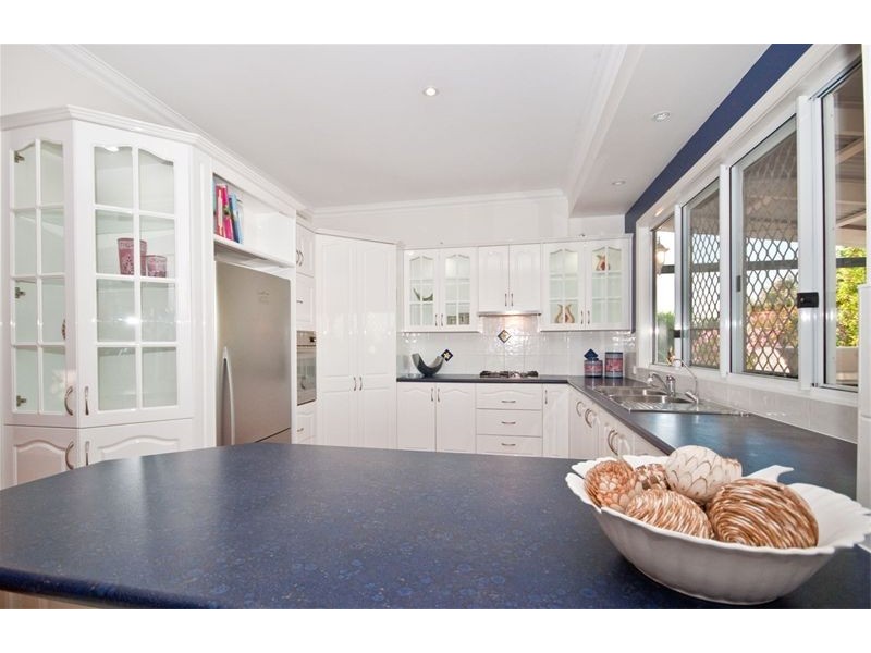 127 O’Quinn Street, Nudgee Beach QLD 4014