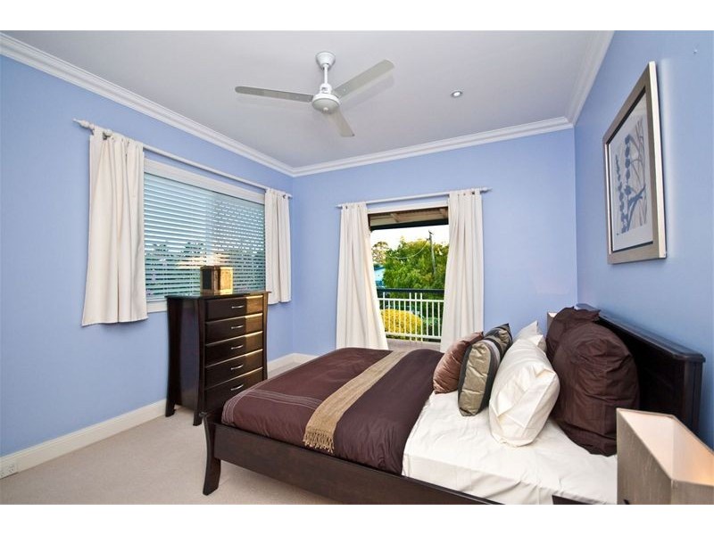 127 O’Quinn Street, Nudgee Beach QLD 4014