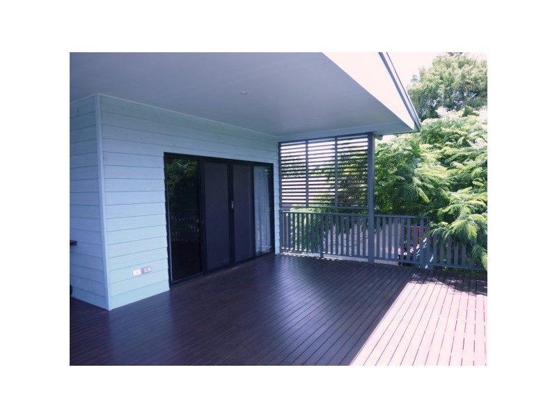 51 O’quinn Street, Nudgee Beach QLD 4014